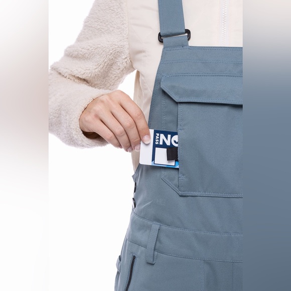 686 Black Magic Insulated Bib pants - Picture 6 of 6